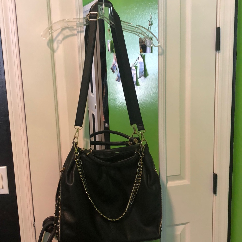 Black and gold purse